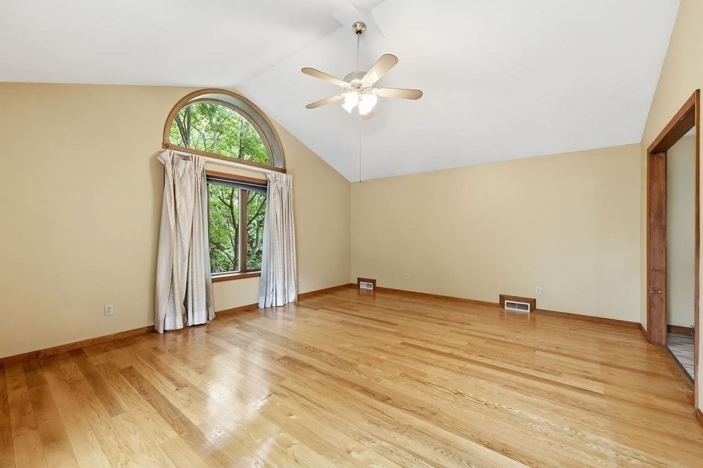 617 River Rd Agawam — Photo 12 of 30