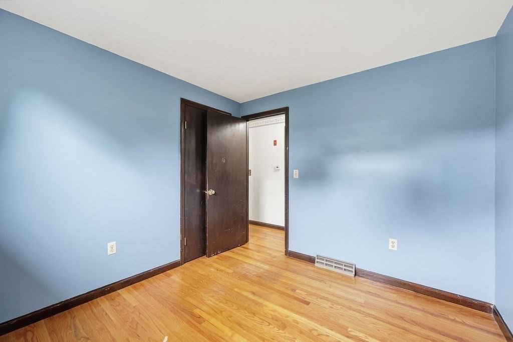 617 River Rd Agawam — Photo 14 of 30