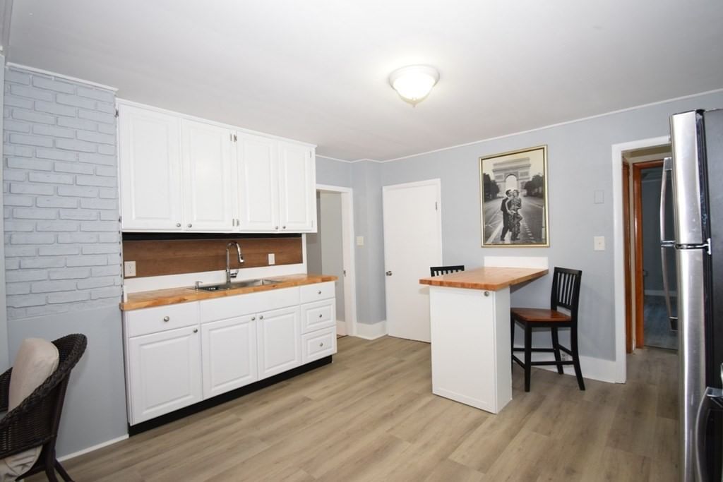 433 Putnam Hill Rd Sutton — Photo 6 of 34
