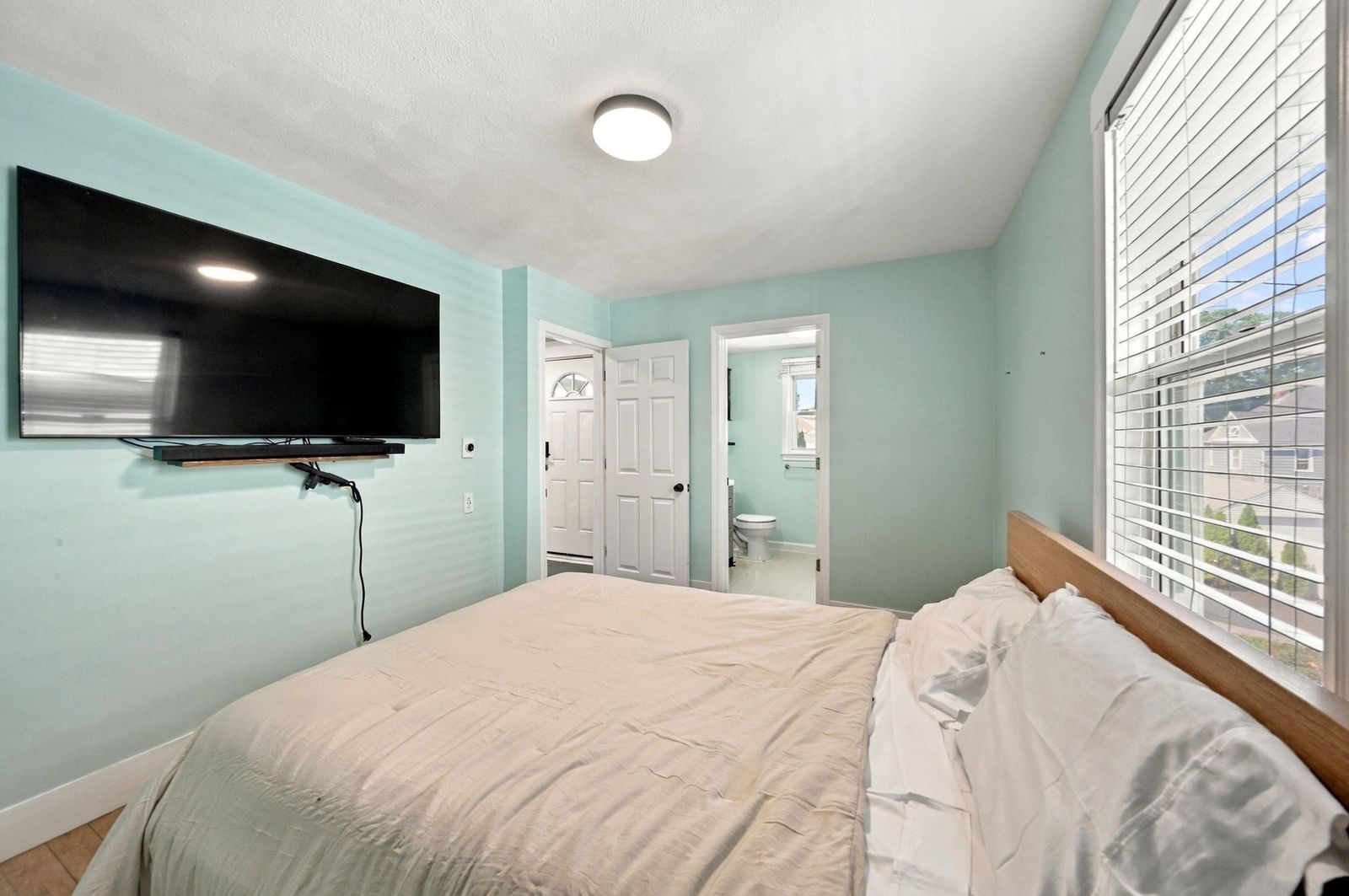 6 Clifton Saugus — Photo 16 of 41