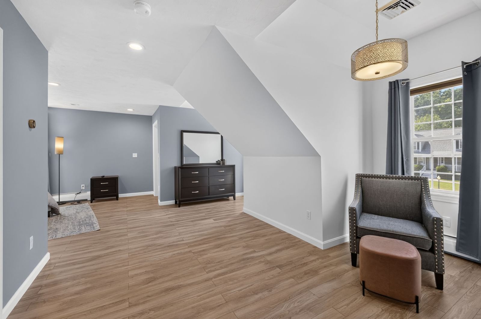 68 Metacomet Ave Taunton — Photo 14 of 39
