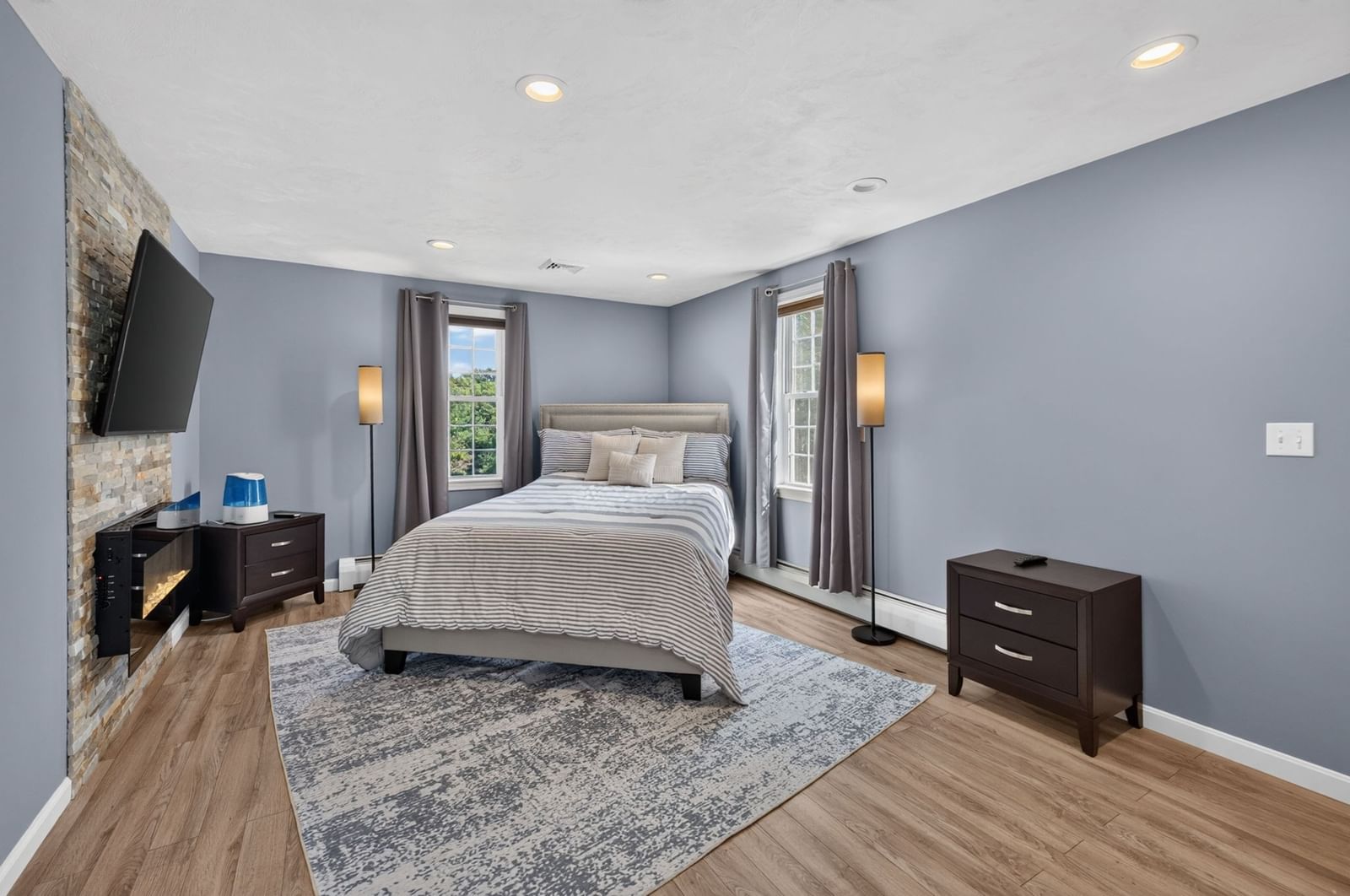 68 Metacomet Ave Taunton — Photo 15 of 39