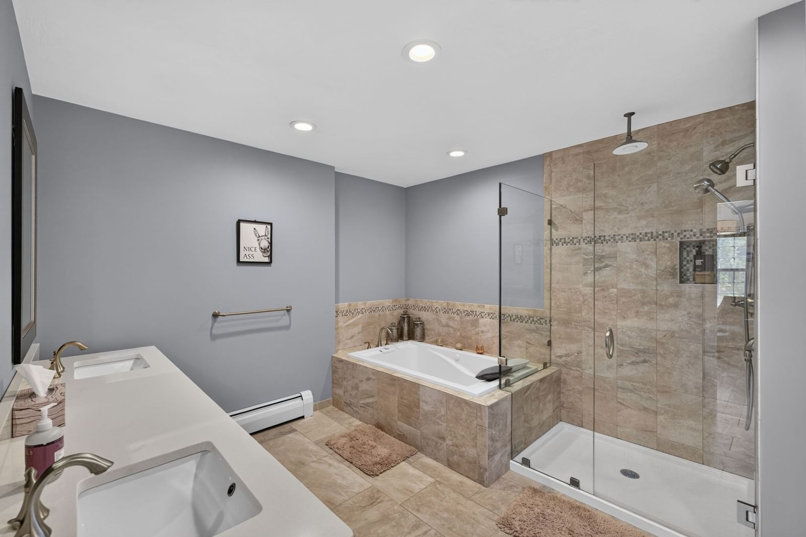 68 Metacomet Ave Taunton — Photo 17 of 39
