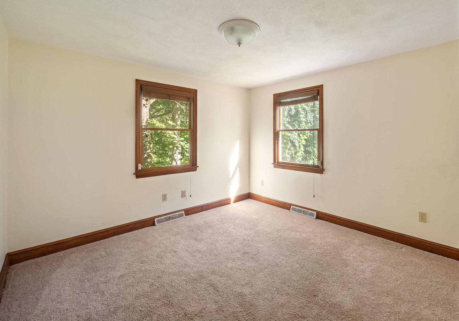 83 Barbour Terrace Quincy — Photo 16 of 28