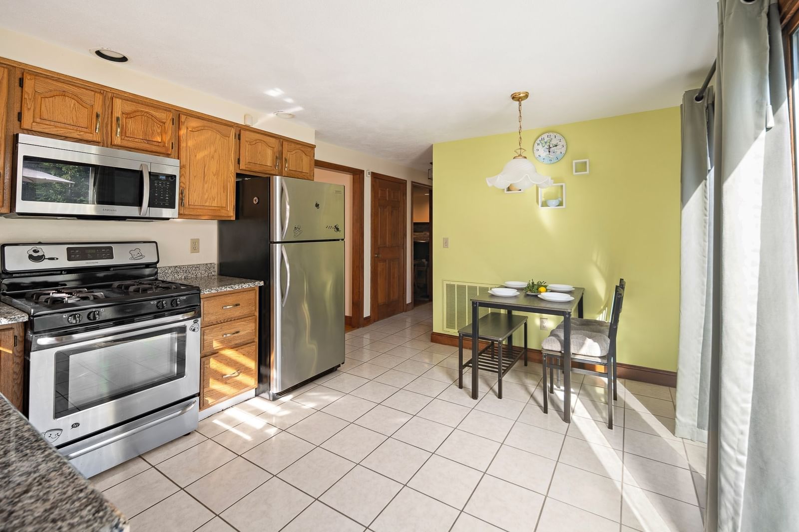 83 Barbour Terrace Quincy — Photo 7 of 28