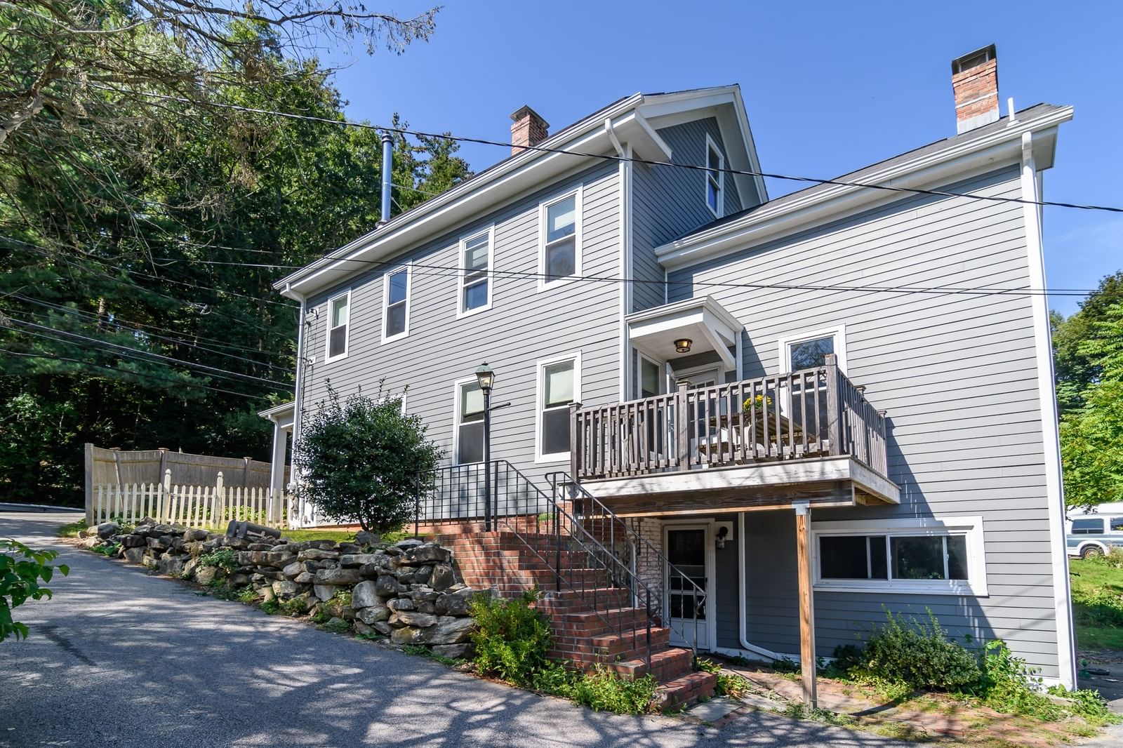 164 Union St Natick — Photo 3 of 30