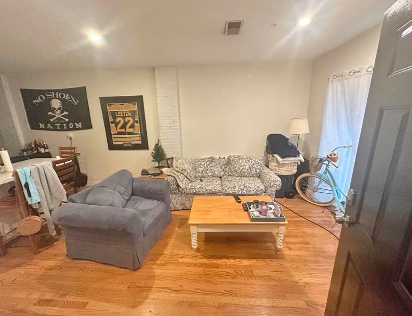 550 E 3rd Street Boston — Photo 15 of 18