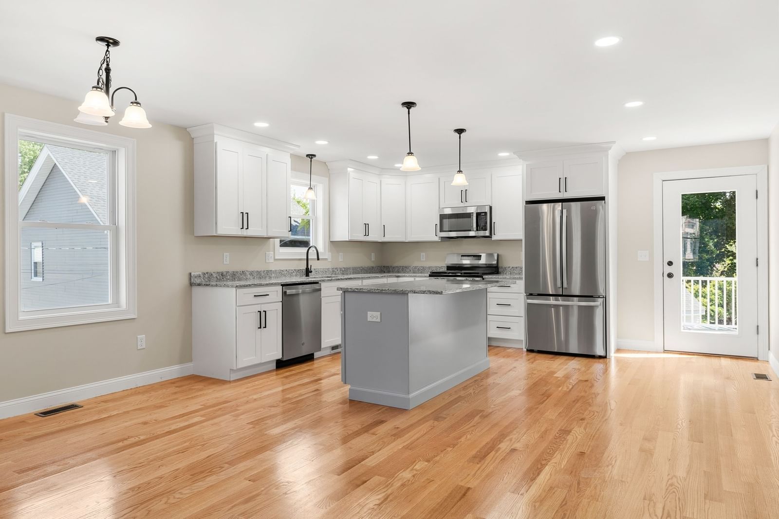 28-30 Quigley Ave Chelmsford — Photo 6 of 25