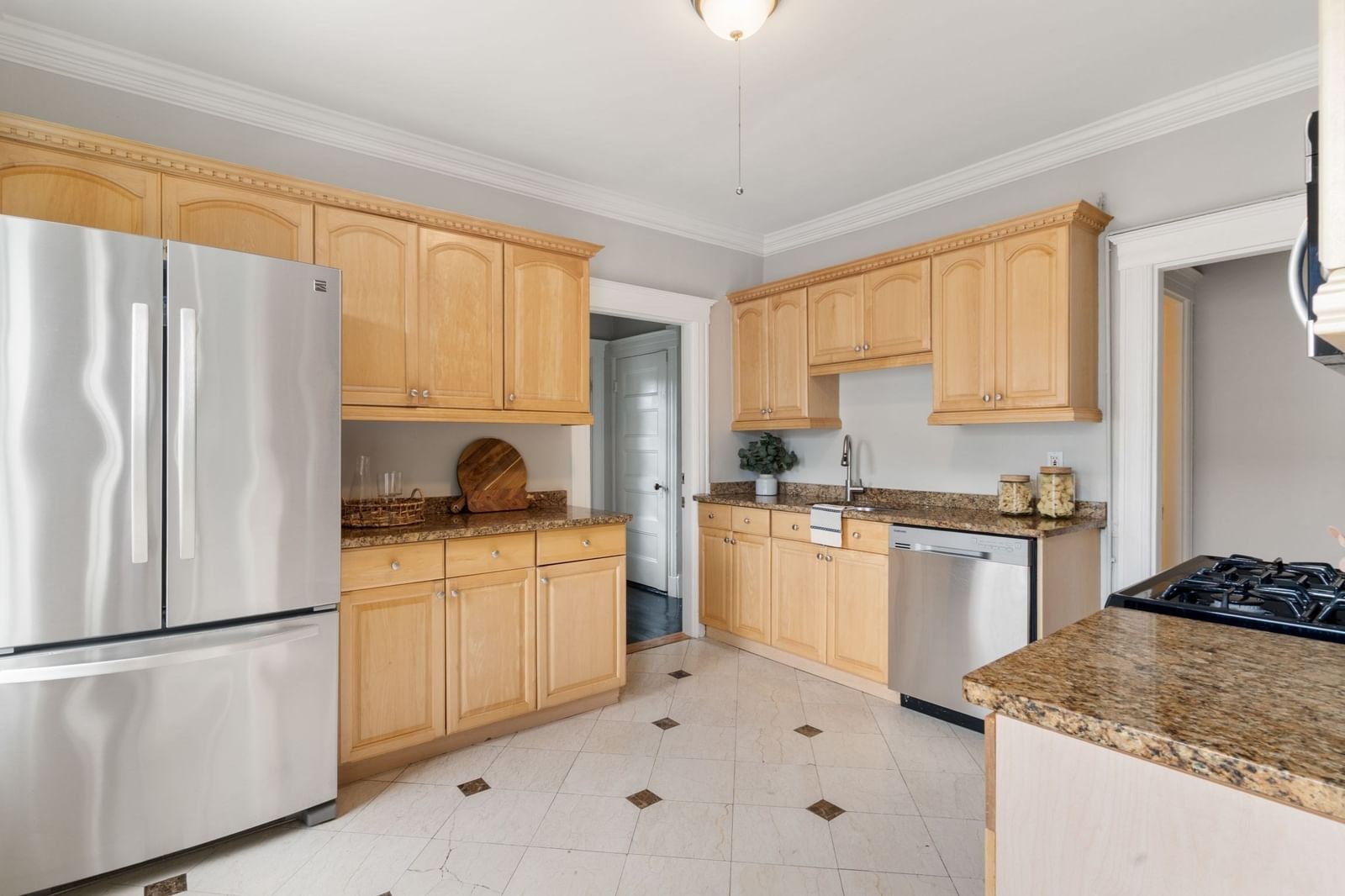 171 Savin Hill Ave #2 Boston — Photo 12 of 27