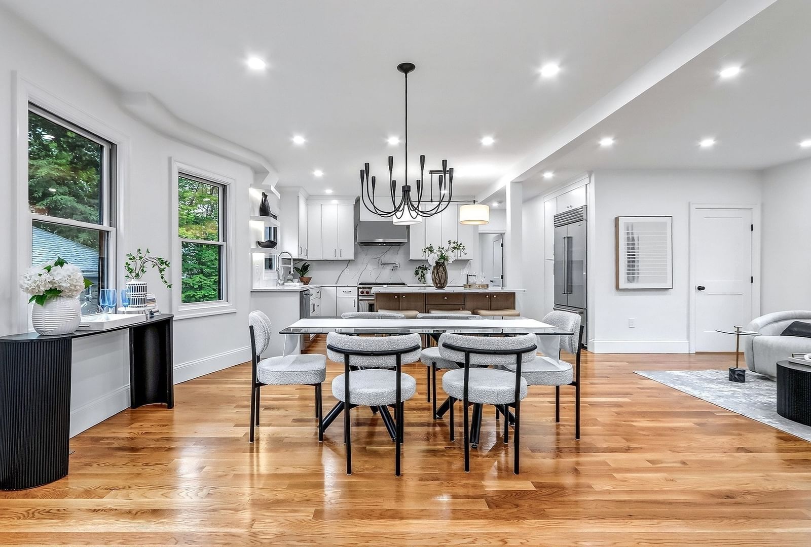 123 Mount Vernon Street #1 Newton — Photo 4 of 39