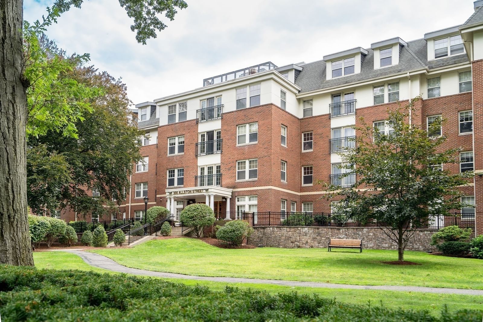 300 Allston St #103 Boston — Photo 18 of 20
