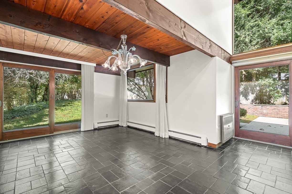 7 Arnold Rd Wellesley — Photo 11 of 35