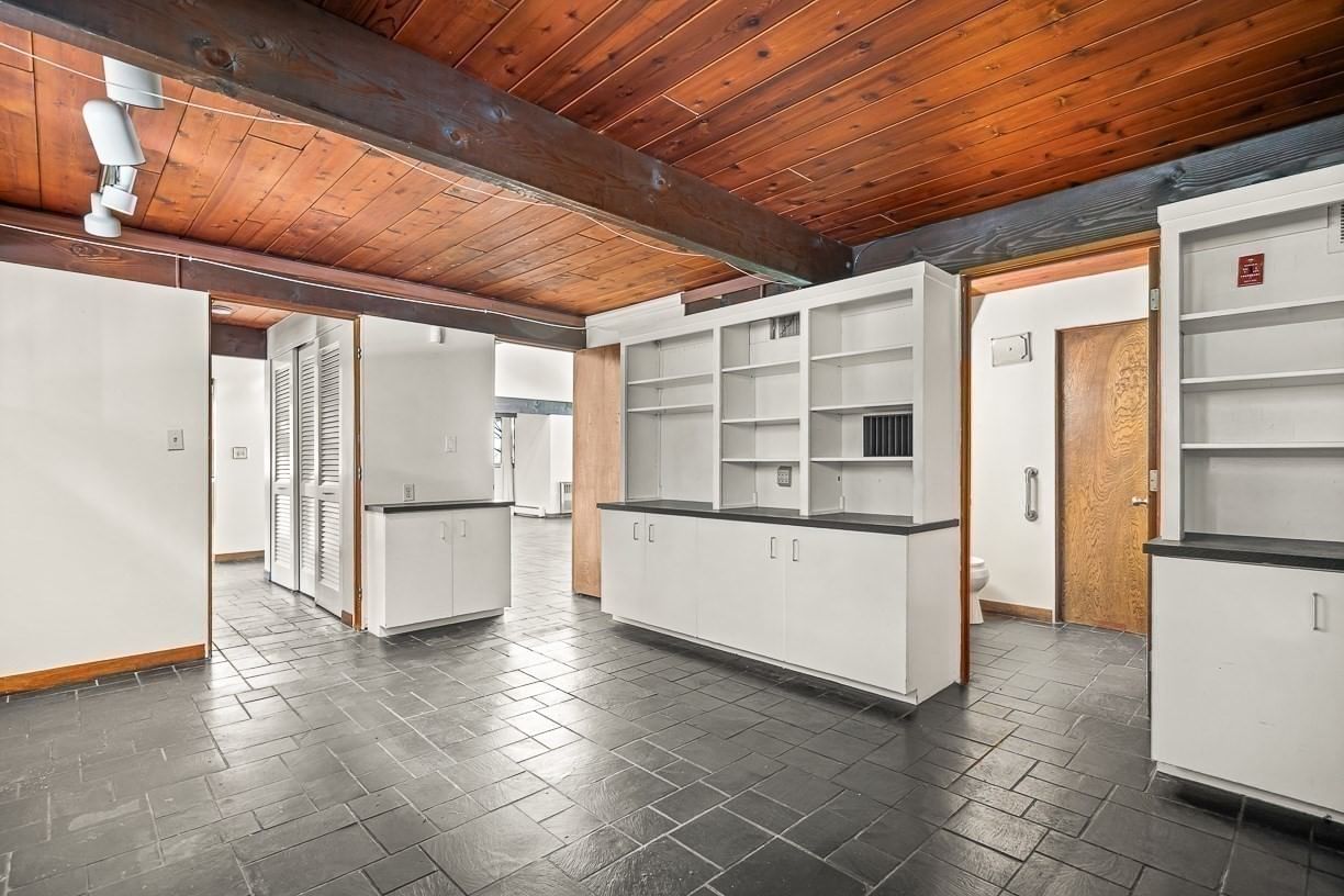 7 Arnold Rd Wellesley — Photo 15 of 35