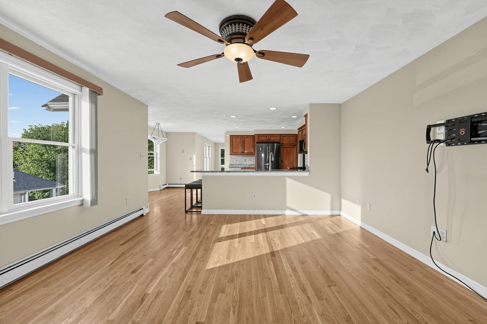 59 Walnut Street Revere — Photo 5 of 27