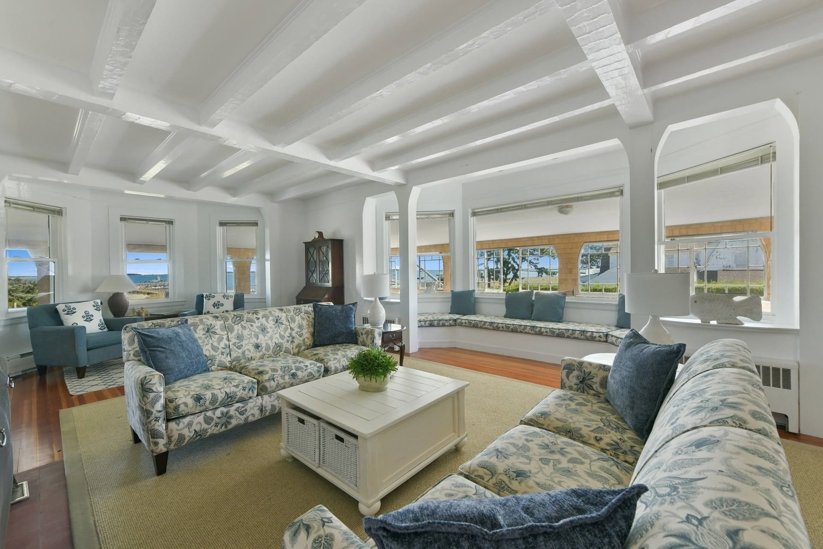 172 Irving Avenue Barnstable — Photo 17 of 41