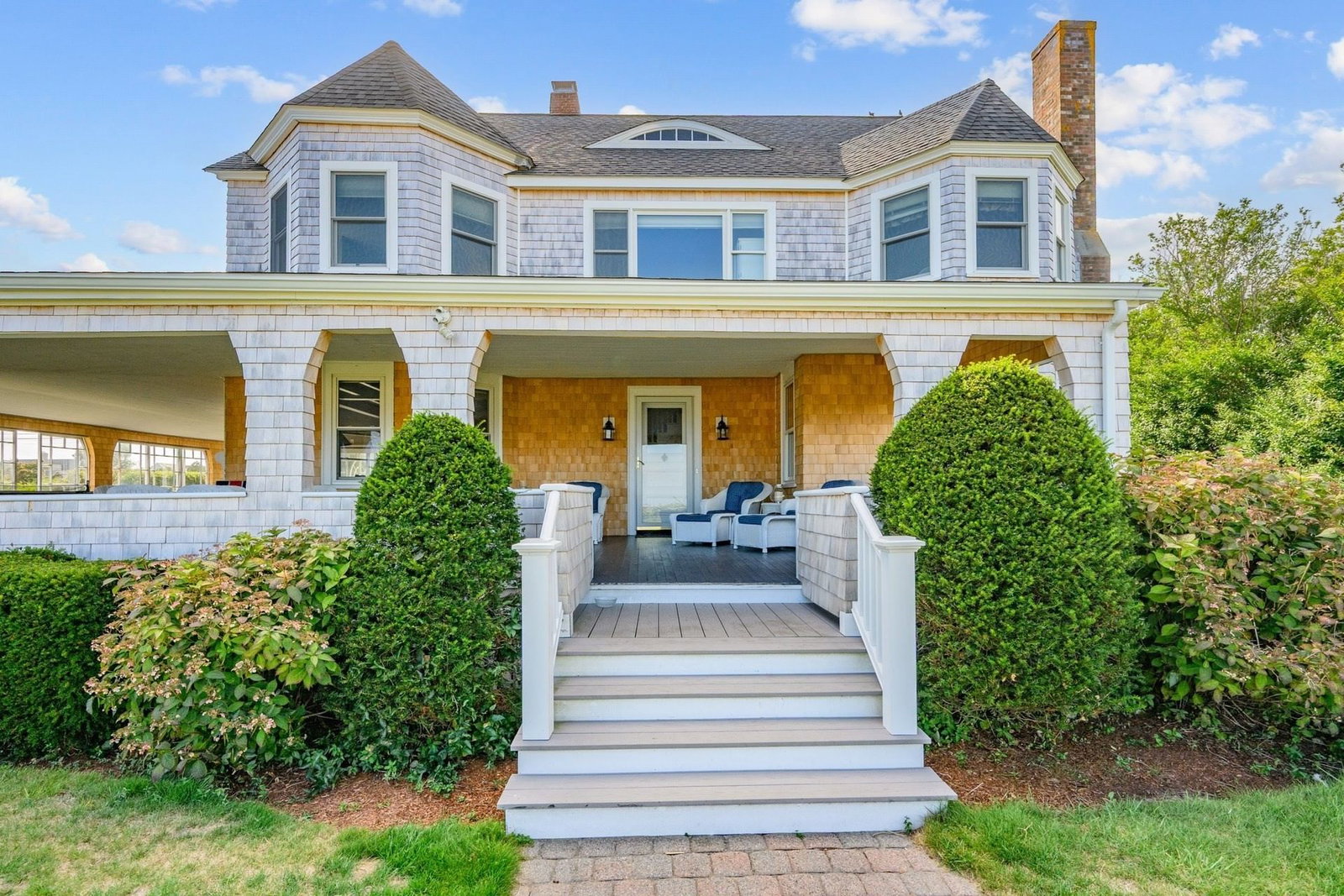 172 Irving Avenue Barnstable — Photo 6 of 41