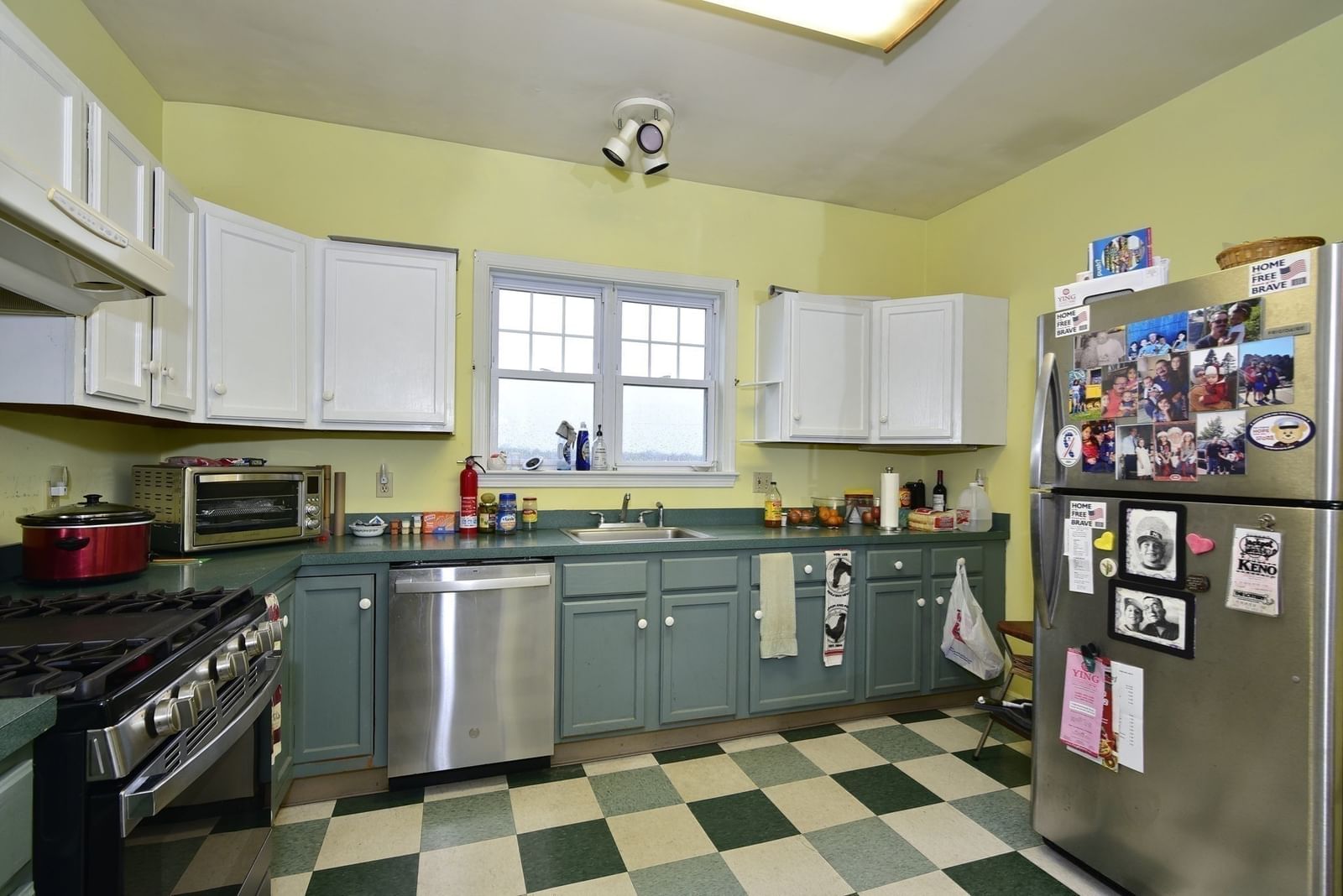 482 Smith Neck Rd Dartmouth — Photo 31 of 41
