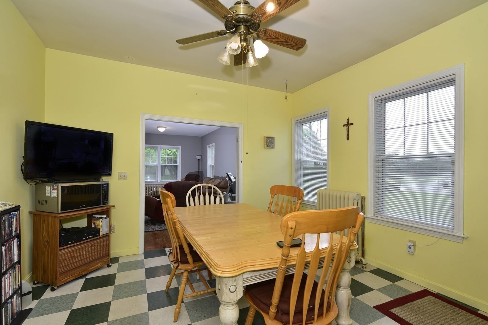 482 Smith Neck Rd Dartmouth — Photo 32 of 41
