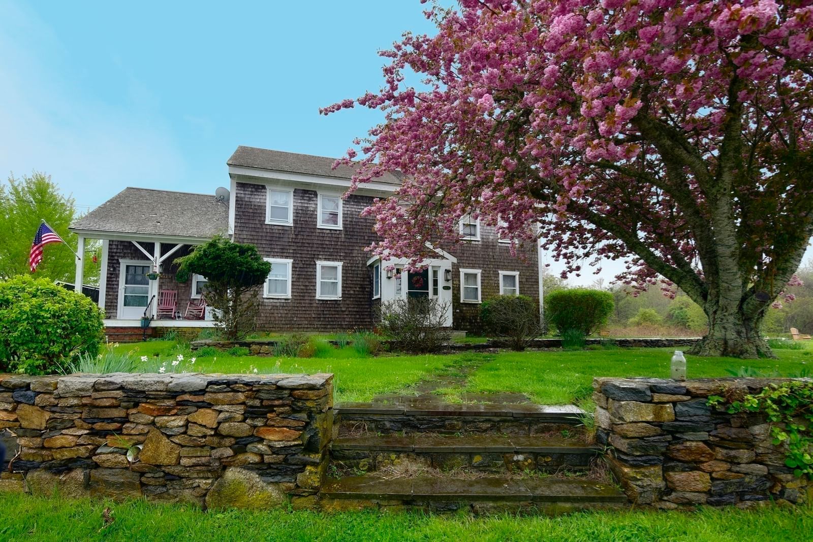 482 Smith Neck Rd Dartmouth — Photo 8 of 41