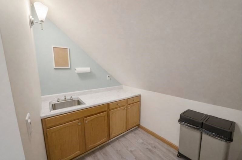 200 Center St #16 Ludlow — Photo 10 of 12