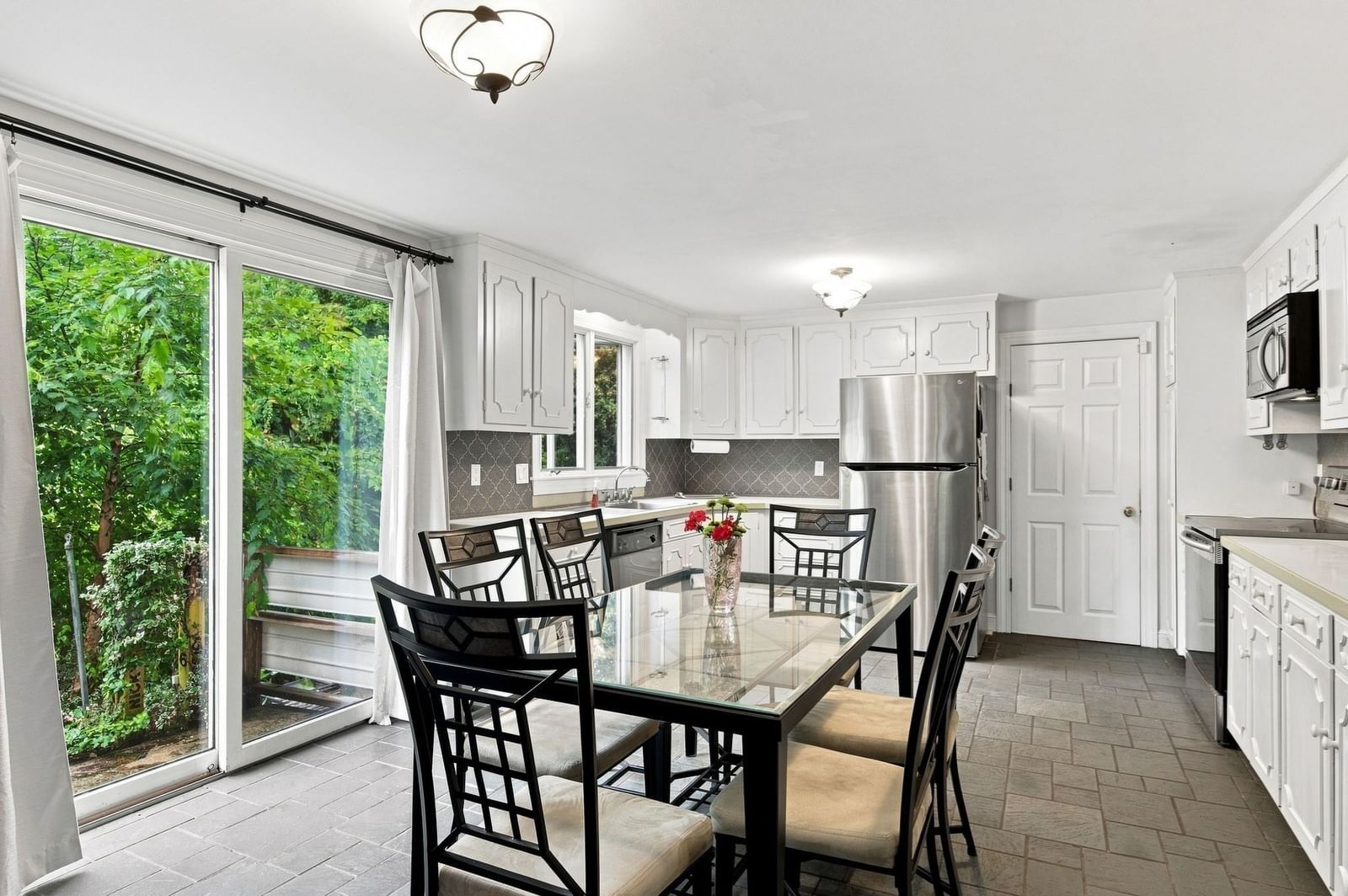 20 Tidd Street Swampscott — Photo 17 of 41