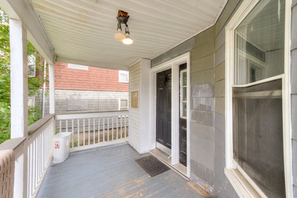 27 Rodney St Worcester — Photo 4 of 40