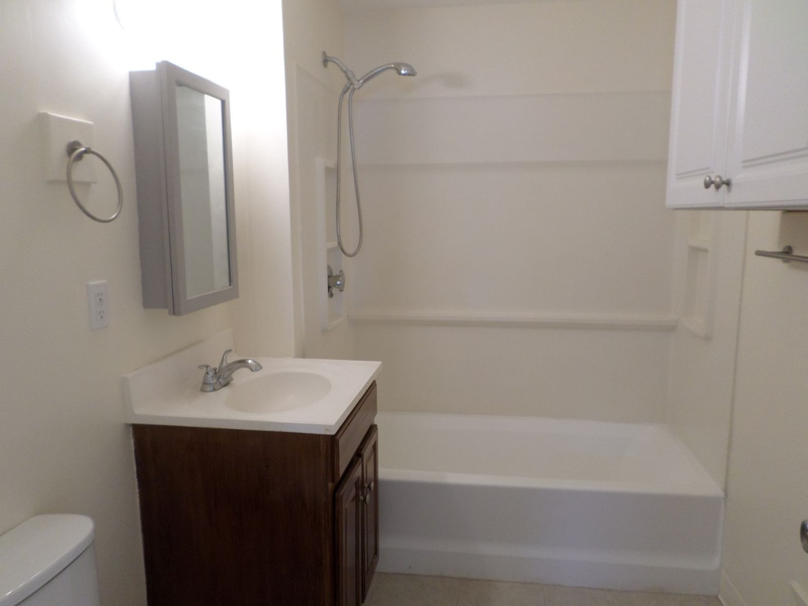 689 Broadway Chelsea — Photo 4 of 12
