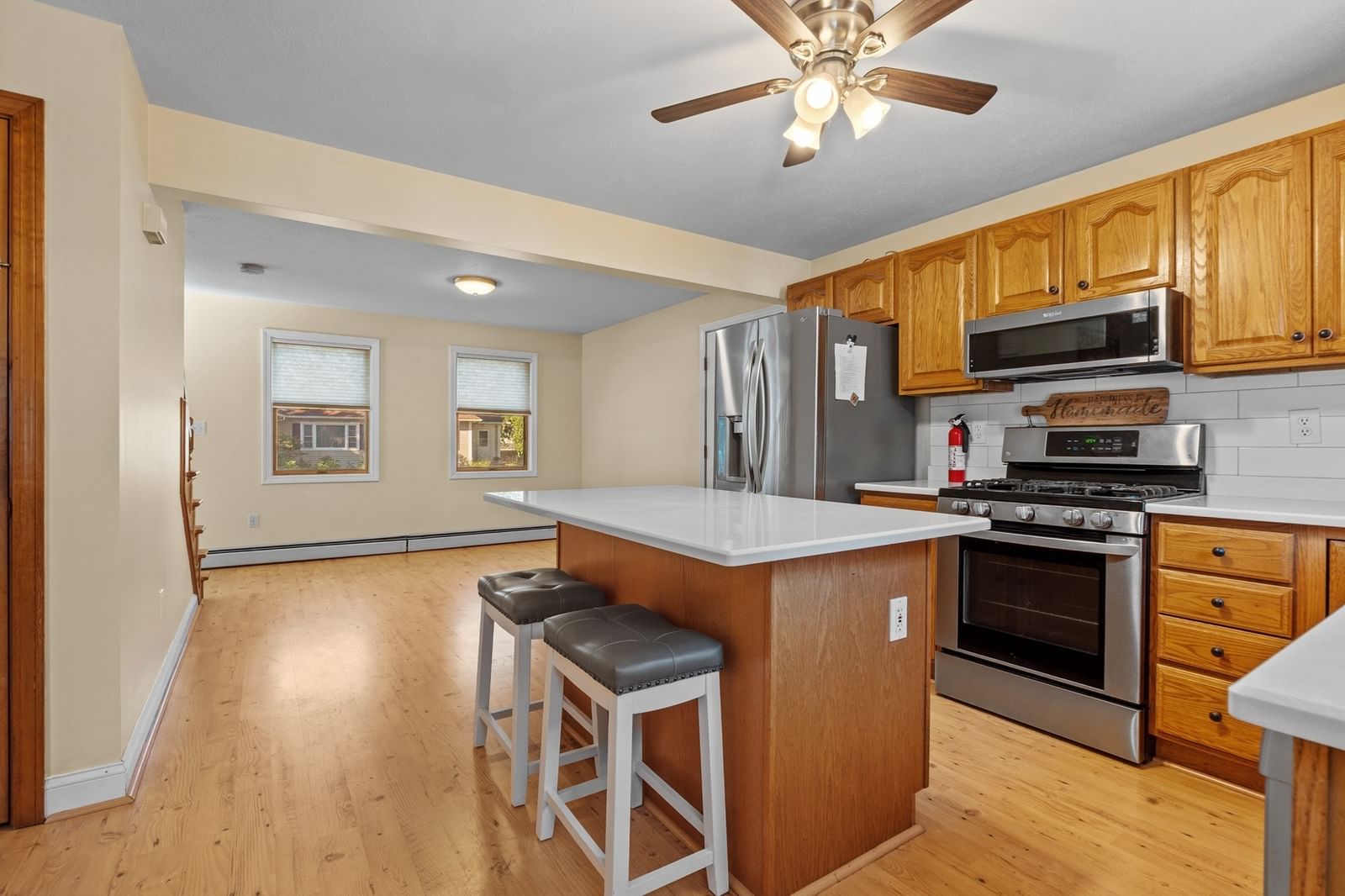 24 Josephine Avenue Methuen — Photo 11 of 36