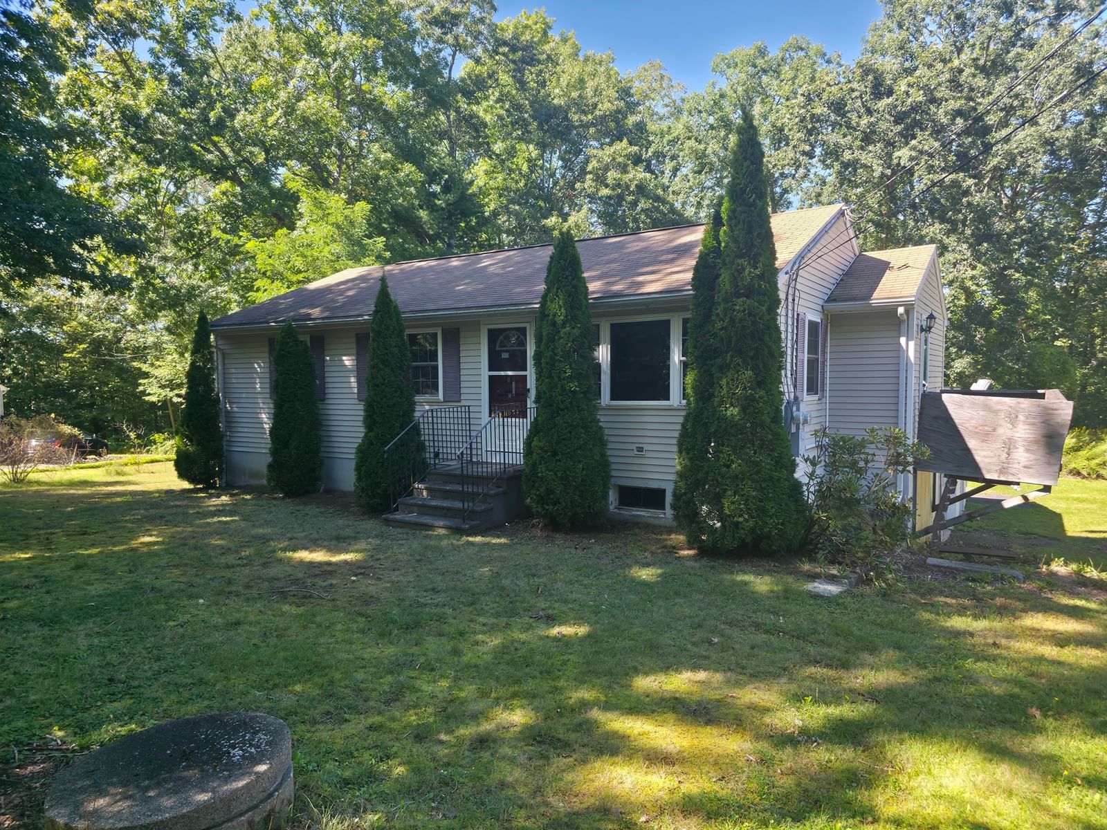 12 Flint Rd Charlton — Photo 1 of 22