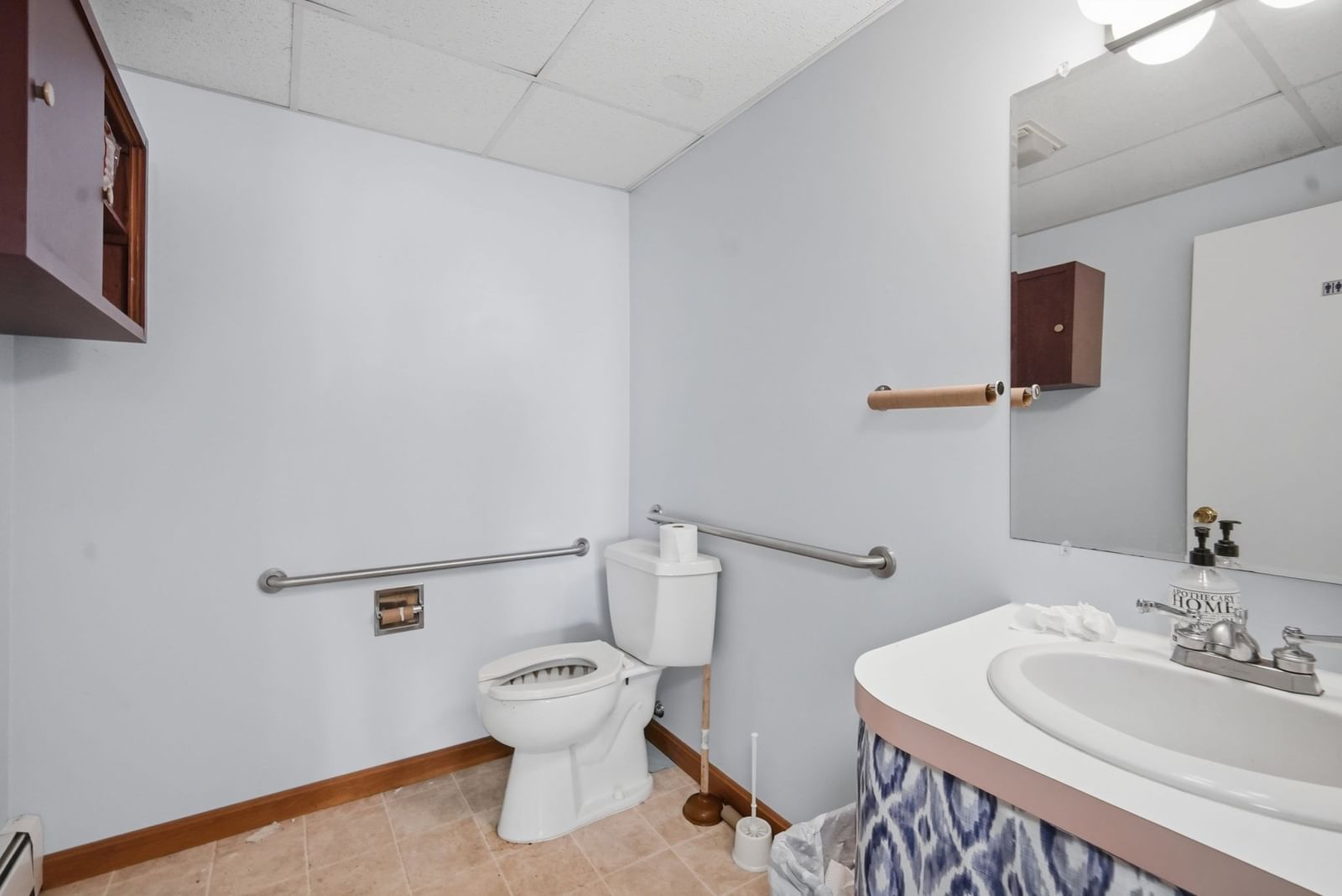184 Main St Oxford — Photo 17 of 37