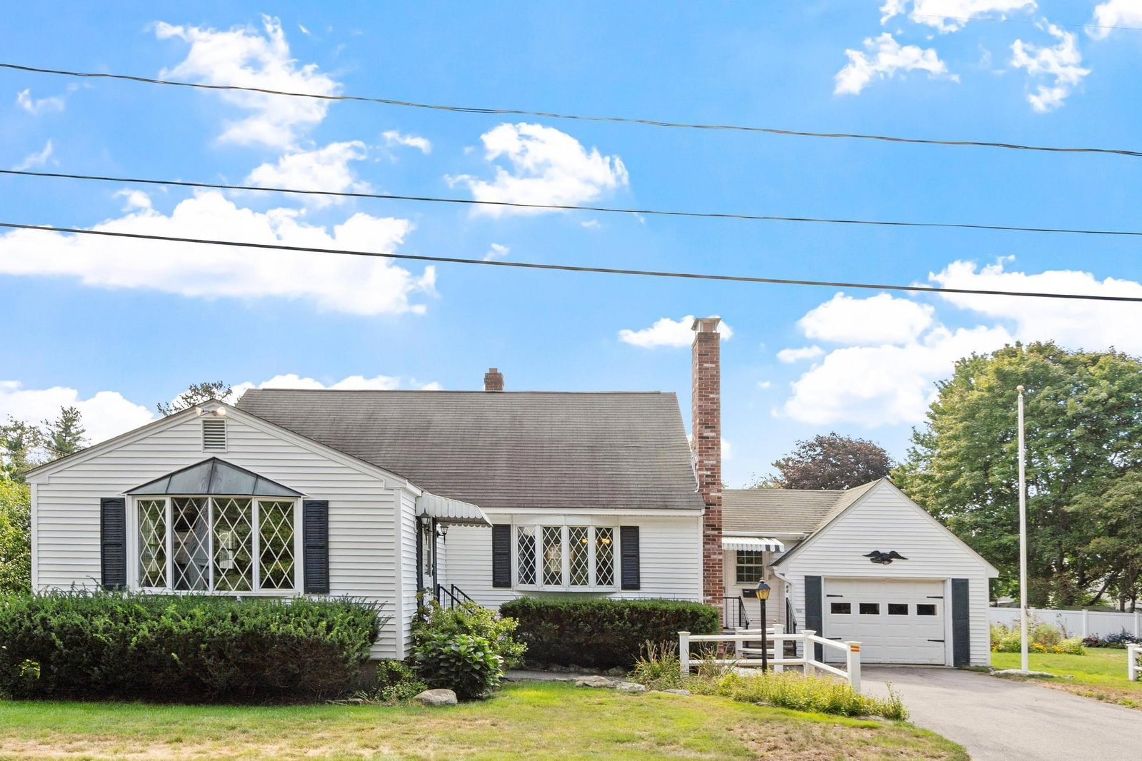 82 Russell St