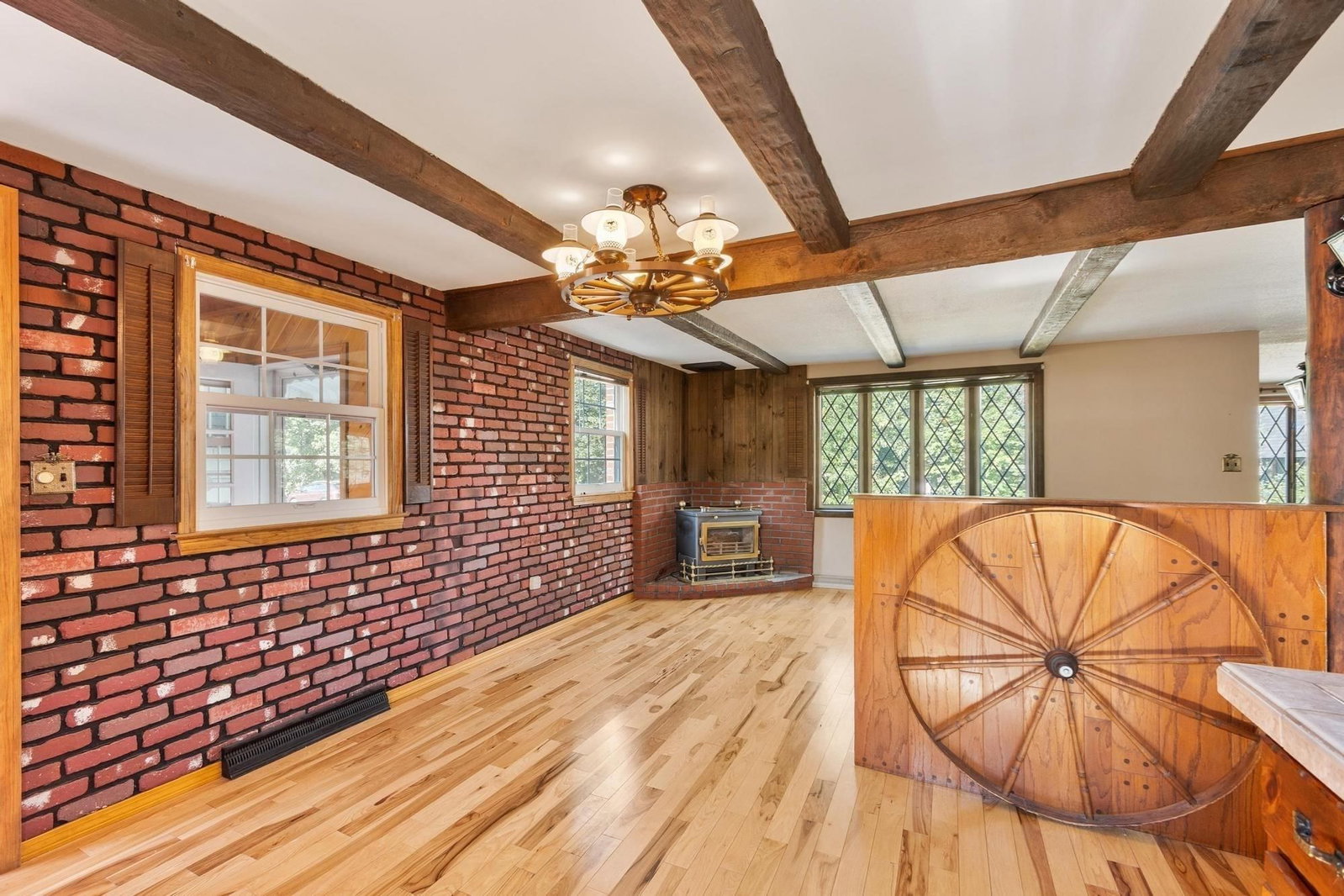 82 Russell St Haverhill — Photo 12 of 32