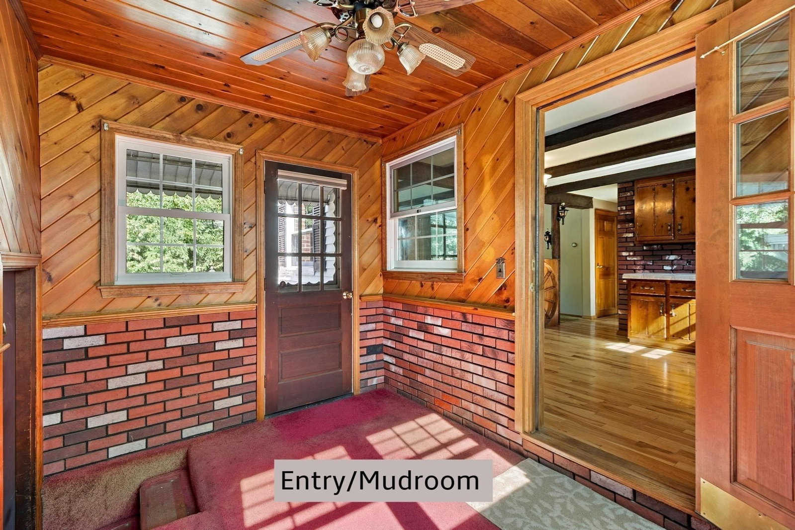 82 Russell St Haverhill — Photo 13 of 32