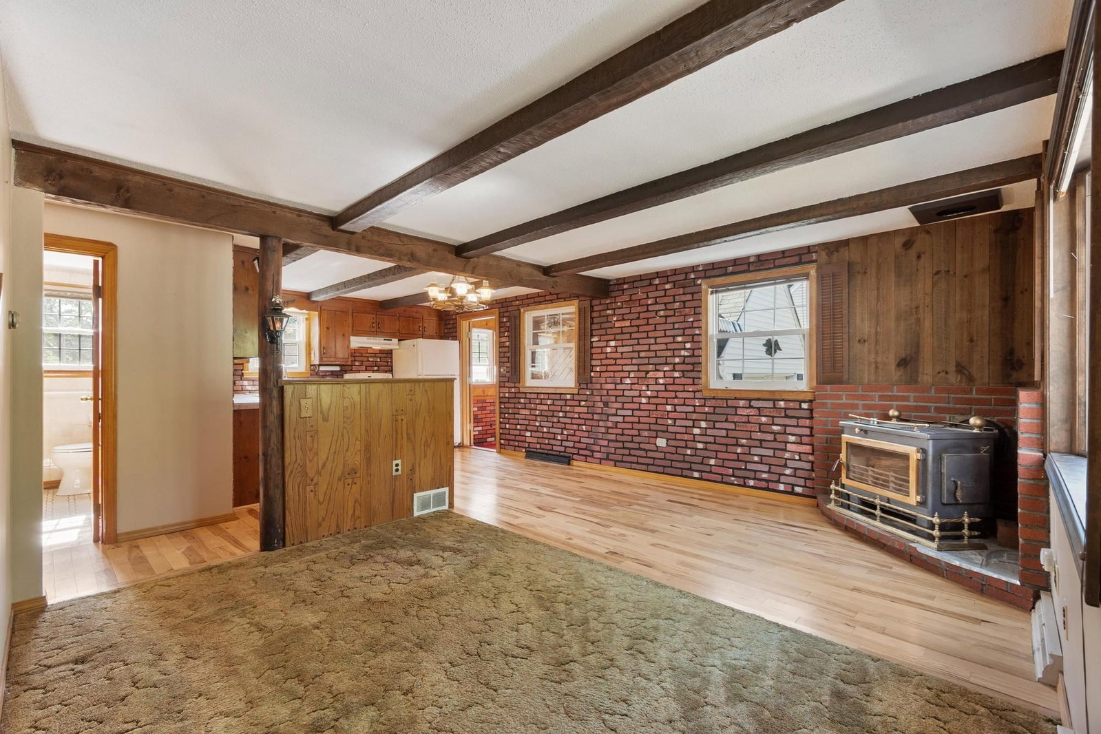 82 Russell St Haverhill — Photo 14 of 32