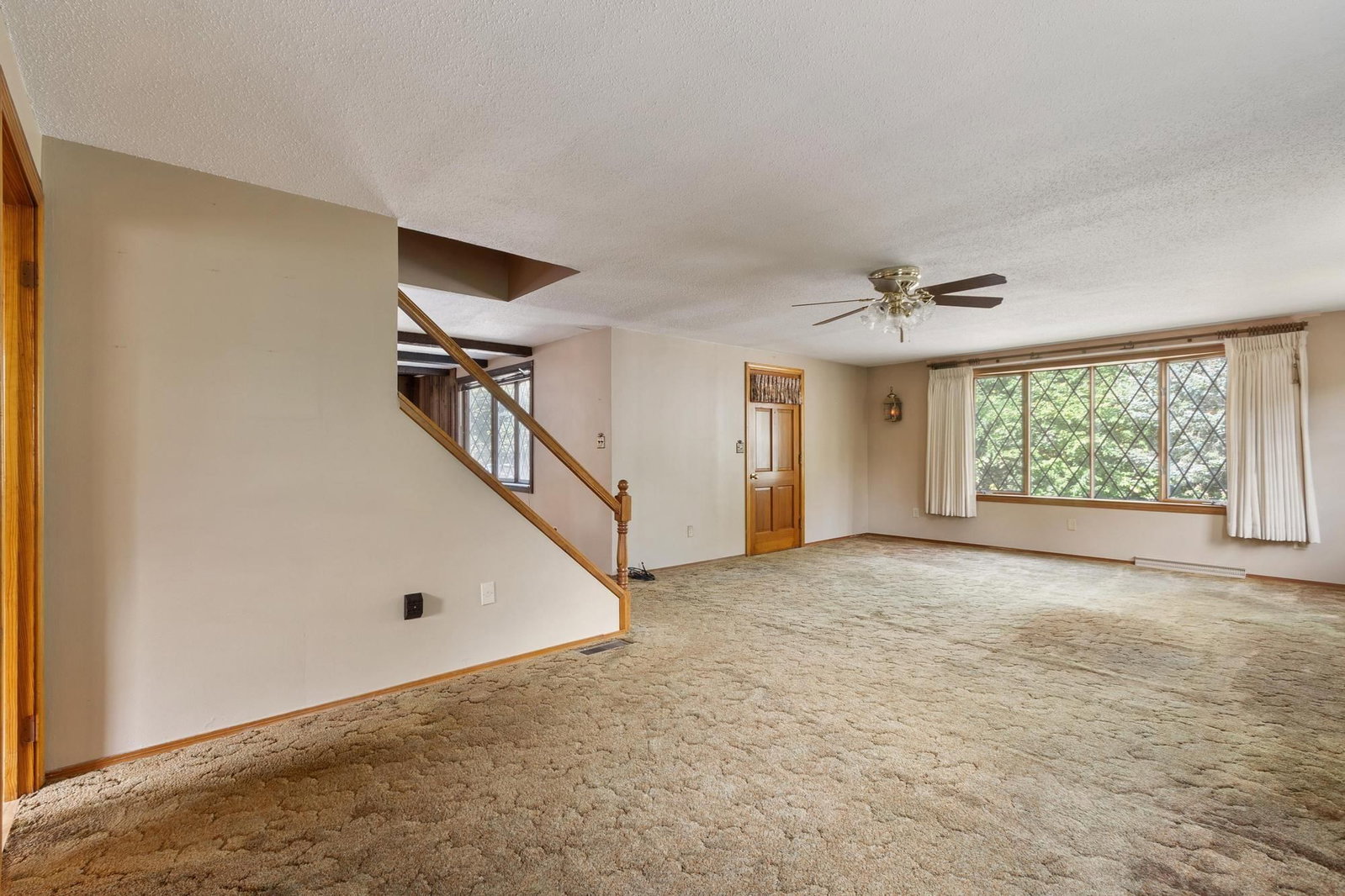 82 Russell St Haverhill — Photo 18 of 32