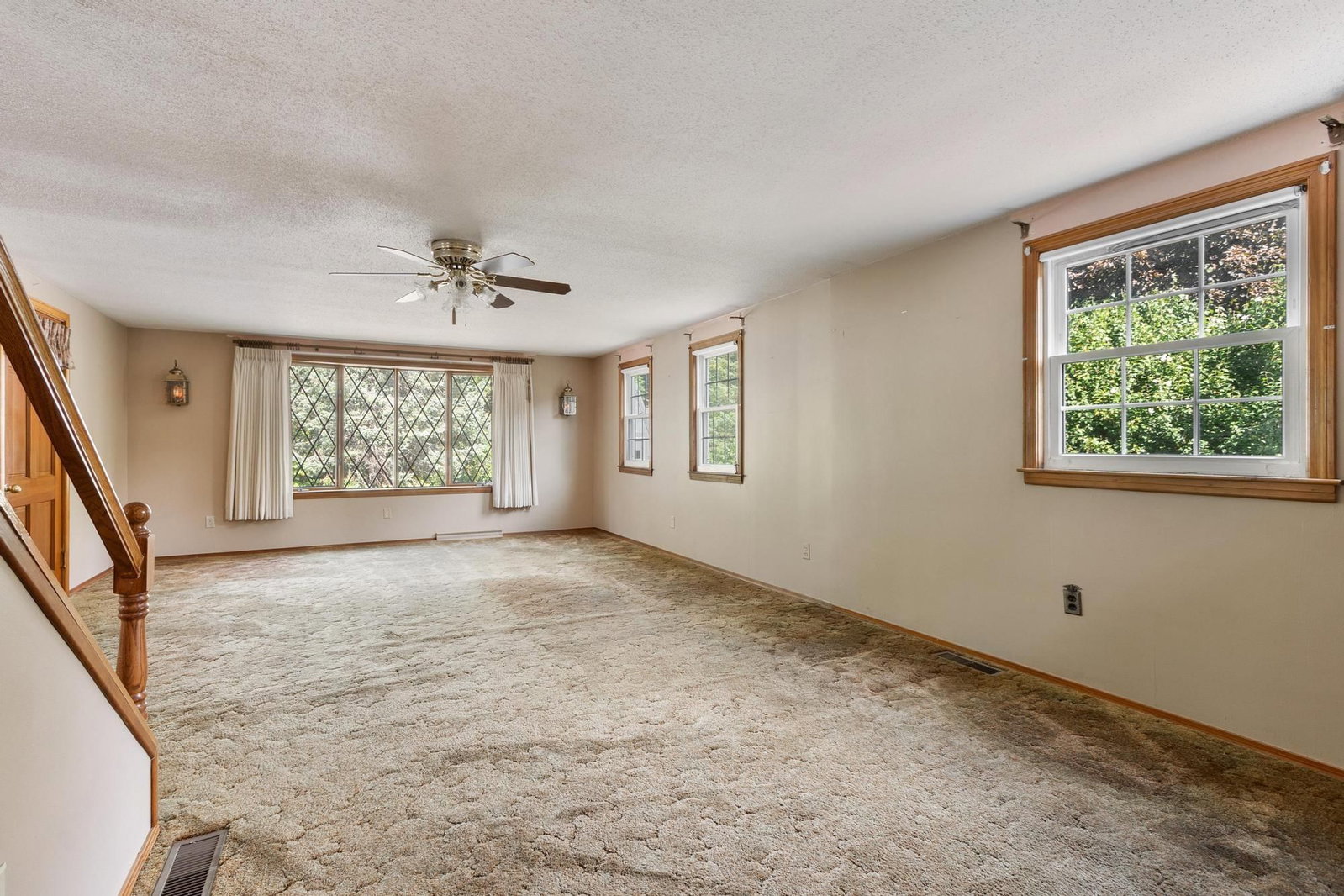 82 Russell St Haverhill — Photo 19 of 32
