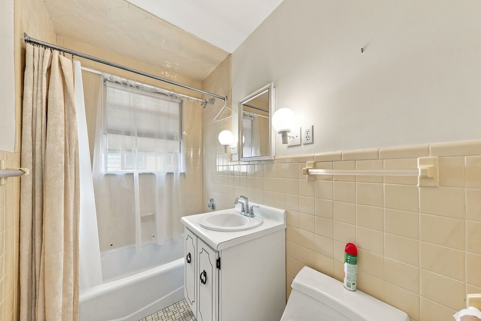 32-34 Grozier Rd. Cambridge — Photo 16 of 37