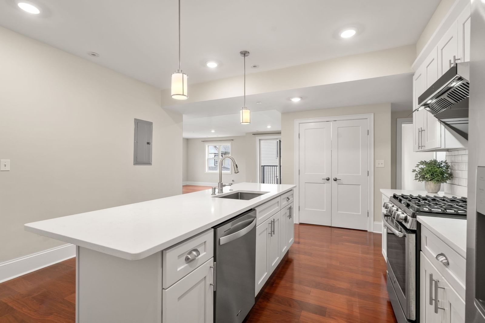 32 Gilson Rd #3 Quincy — Photo 4 of 20