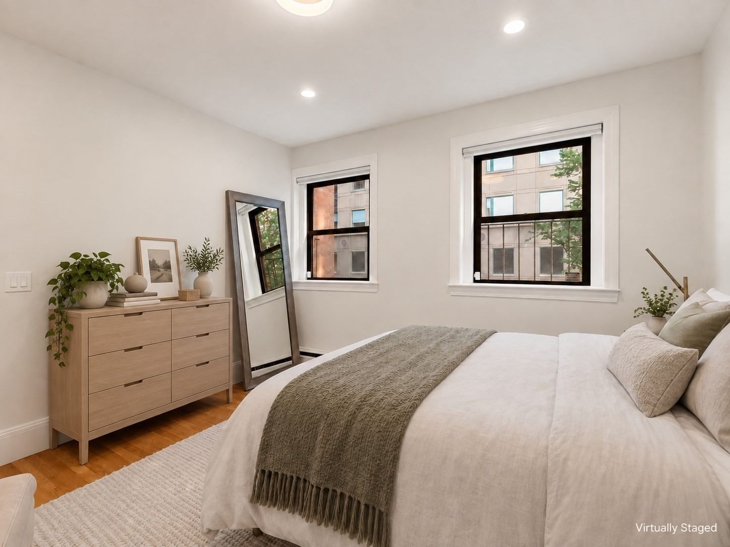 45 Saint Botolph Street #204 Boston — Photo 13 of 28