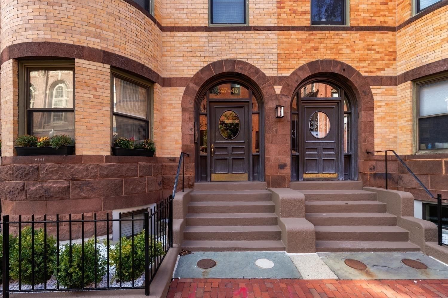 45 Saint Botolph Street #204 Boston — Photo 26 of 28