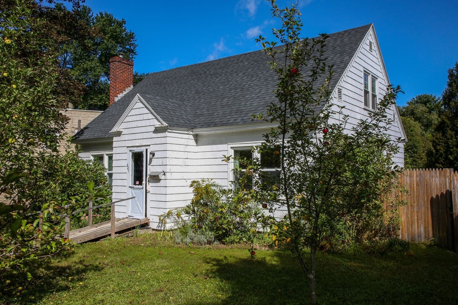 421 Elm St Pittsfield — Photo 28 of 31