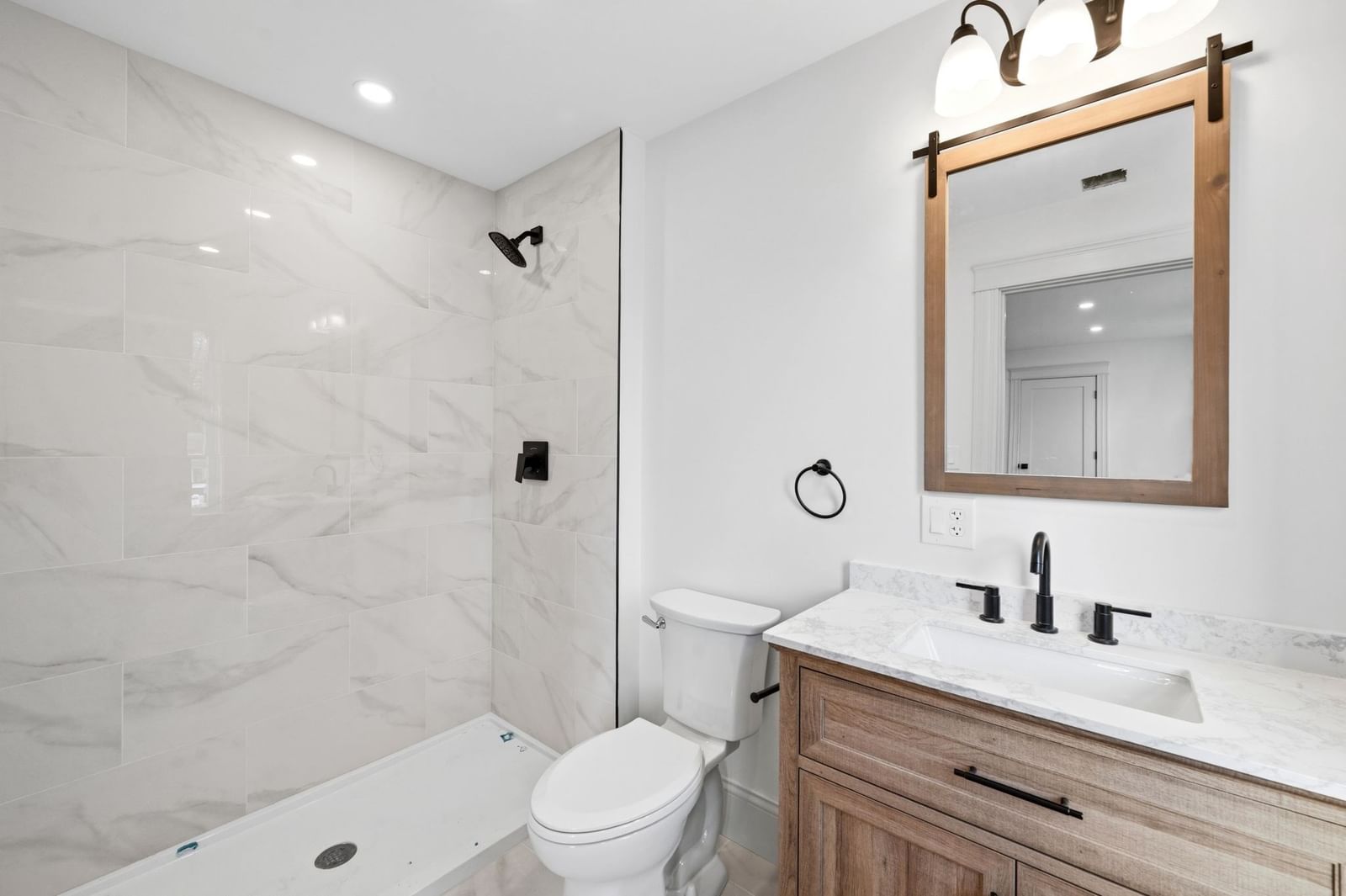 2 Railroad Avenue #1 Rowley — Photo 26 of 41