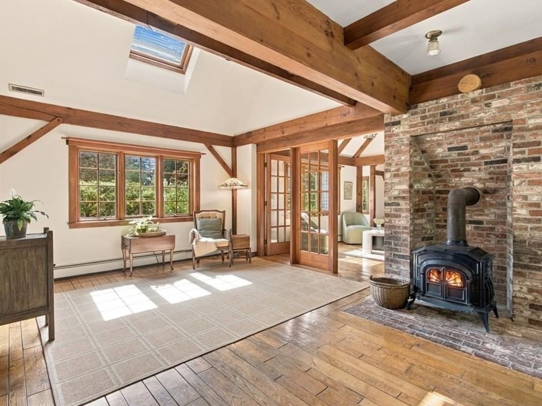 128 West Street Duxbury — Photo 10 of 36