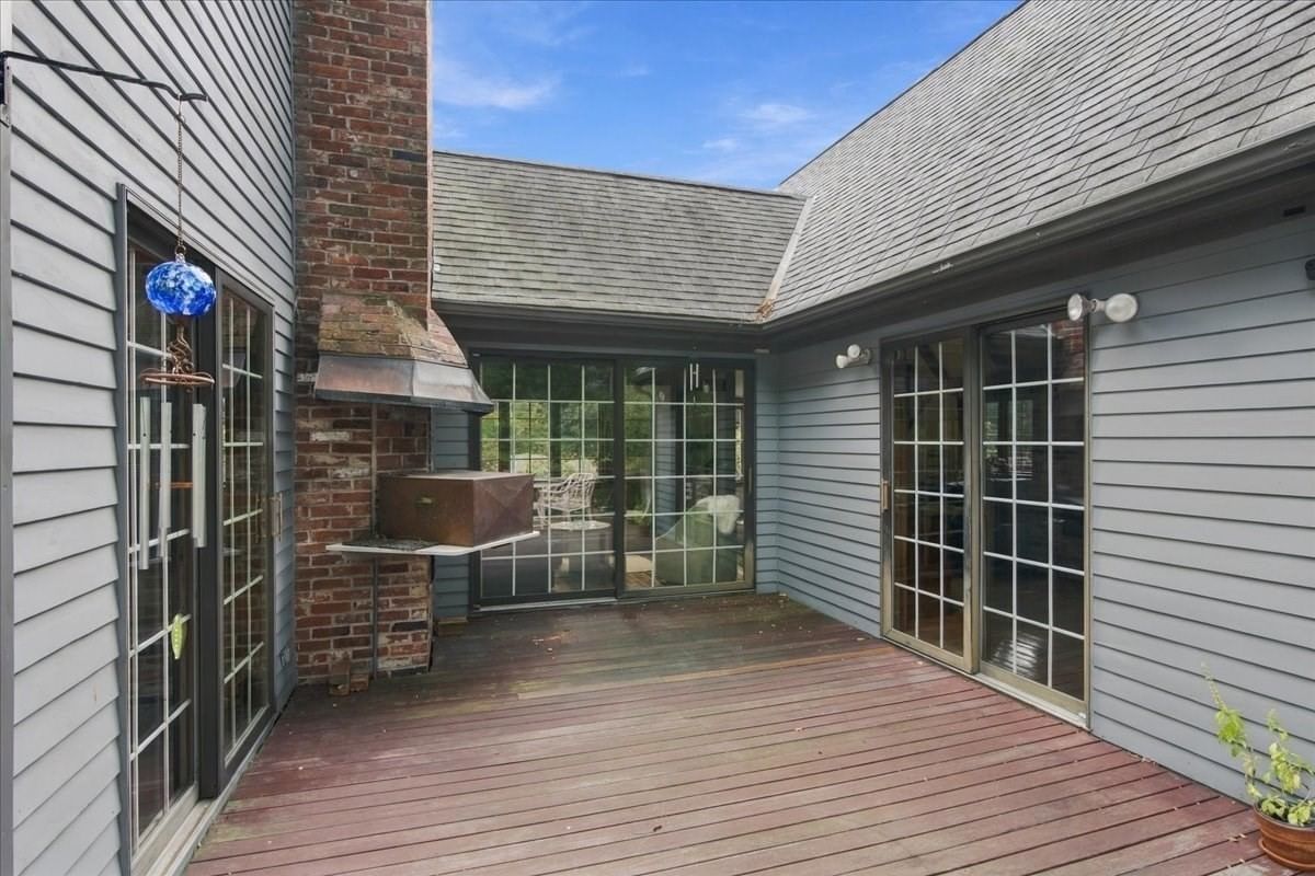 128 West Street Duxbury — Photo 30 of 36