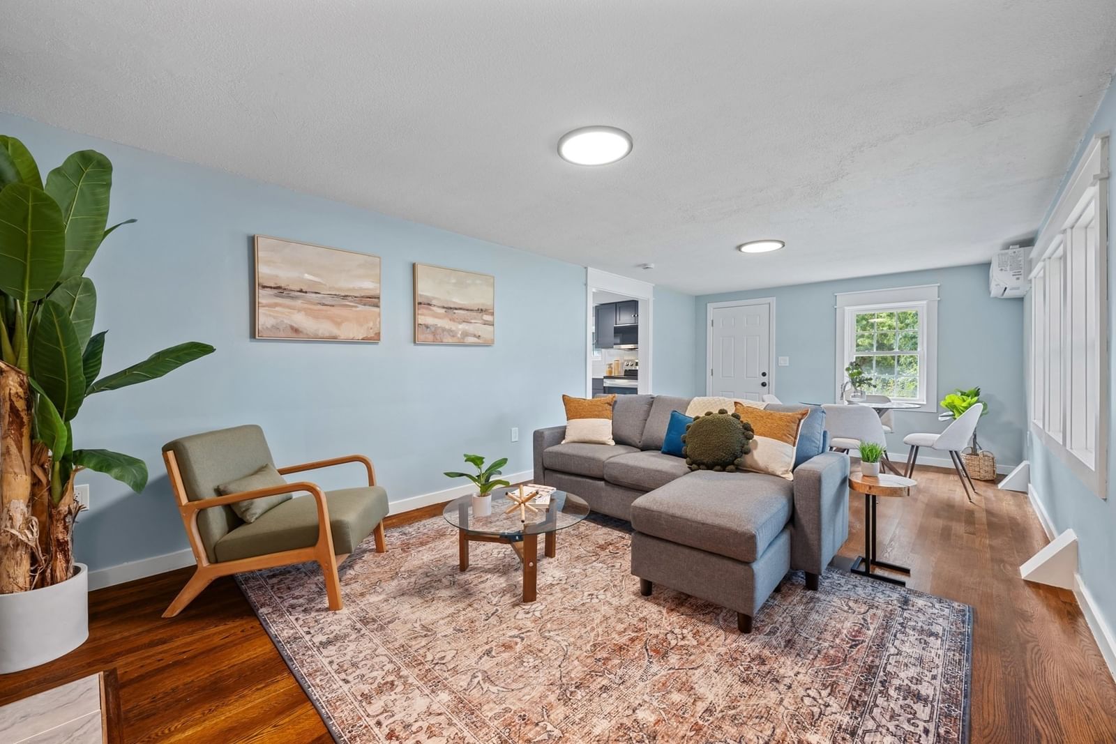217 W Main Street Northborough — Photo 4 of 42