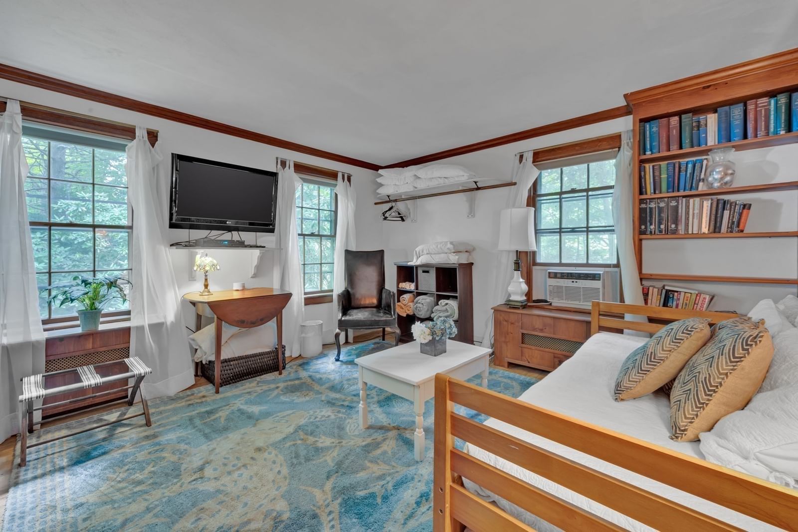 87 E Holland Brimfield Rd Brimfield — Photo 30 of 40