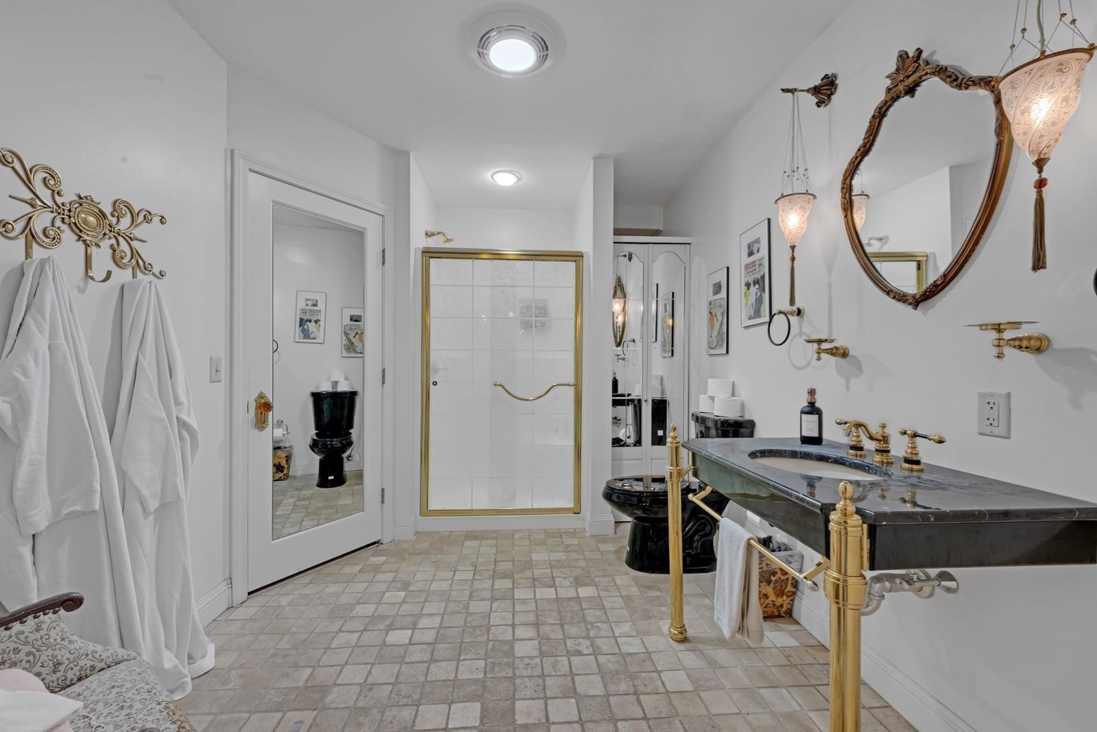 87 E Holland Brimfield Rd Brimfield — Photo 32 of 40