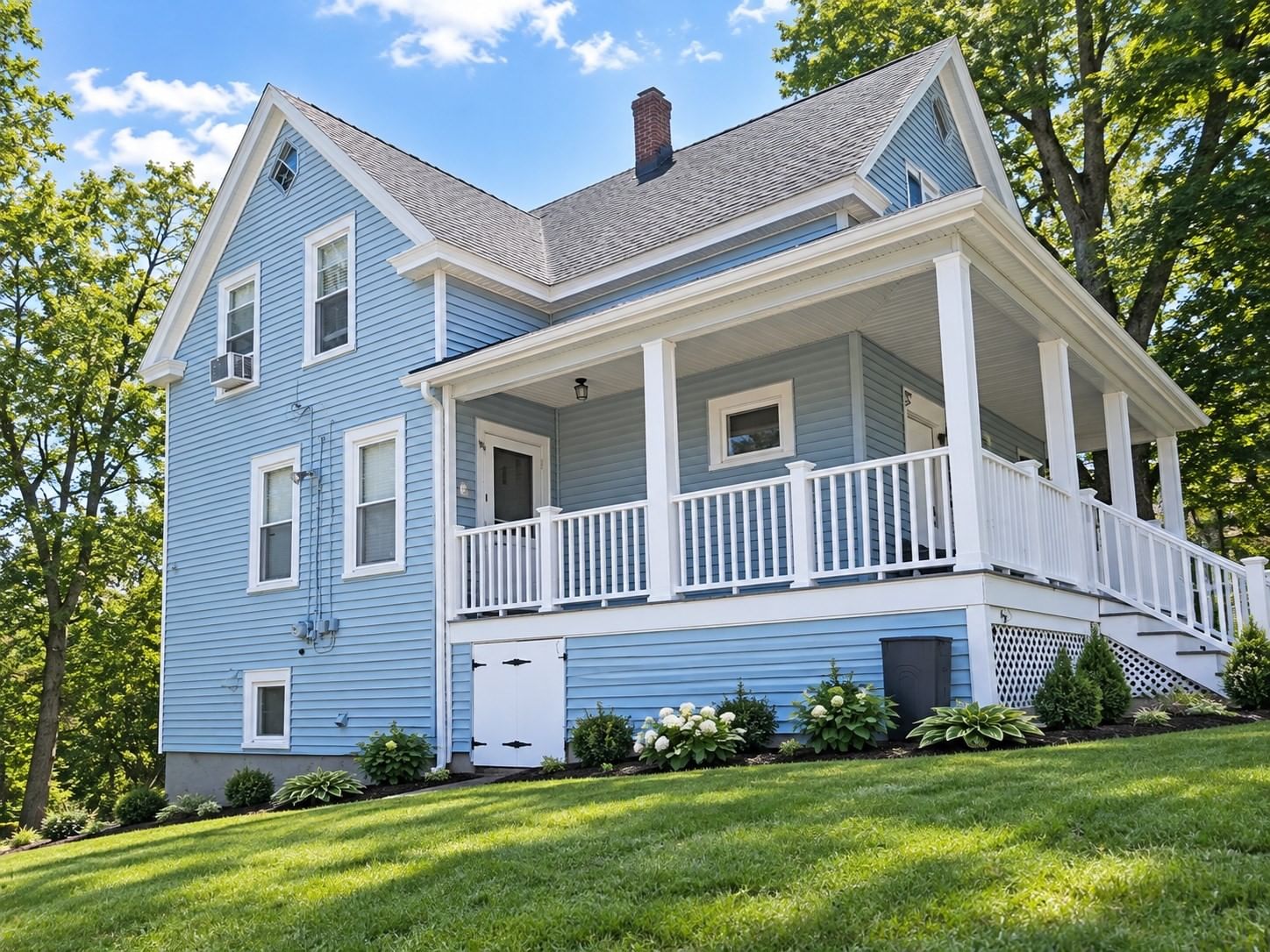 Property at 99 Clover St, Worcester, MA 01603