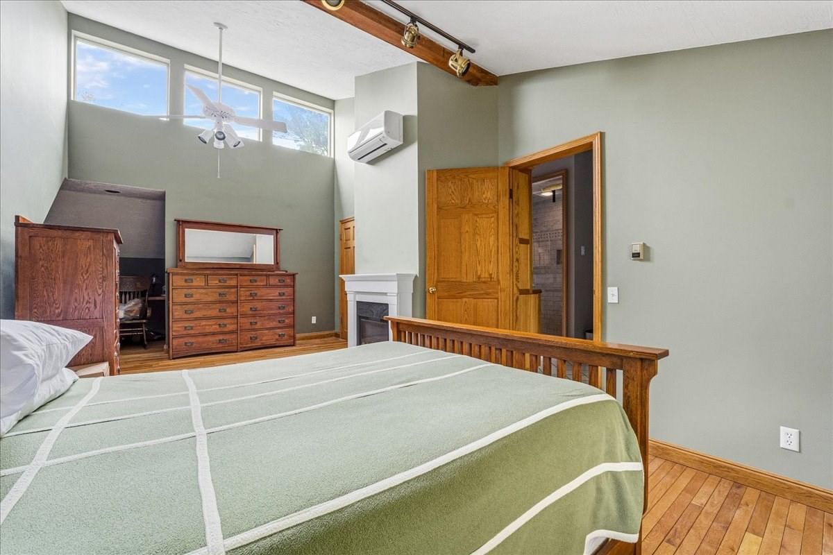 6 Ledgeville Ave Foxboro — Photo 19 of 30