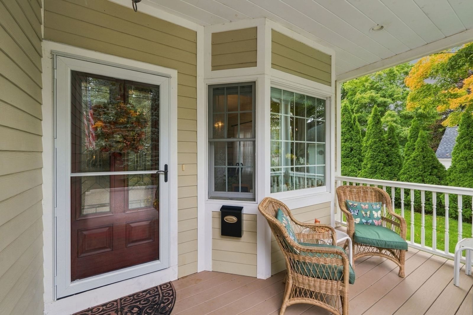 129 Summer Street Andover — Photo 3 of 37